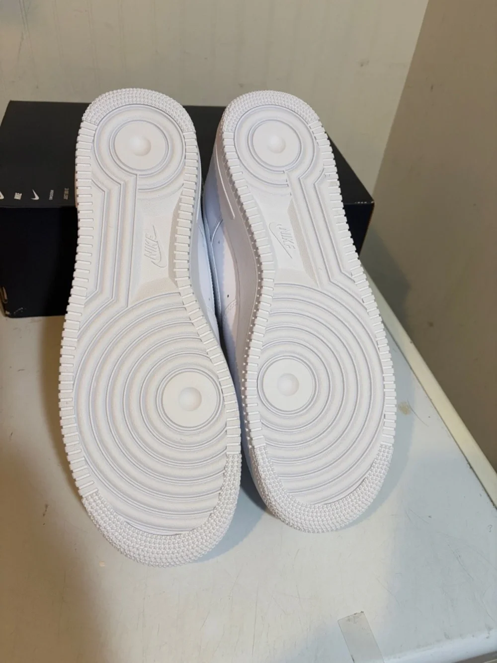 Nike White Air Force 1 07 (Flyease) Brand new no box!! FD1146-100 - Picture 7 of 7